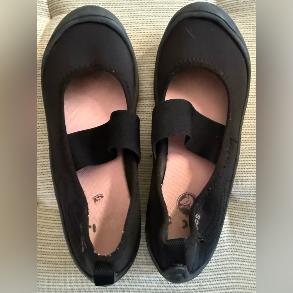 CROCS Kids Black Mary Jane’s sz C13 (girls 13)